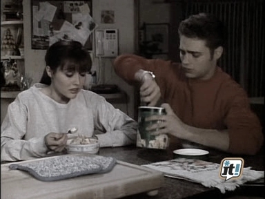charmed-online_dot_nl-BeverlyHills90210-2x19-0818.jpg