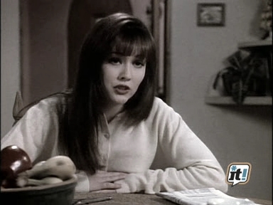charmed-online_dot_nl-BeverlyHills90210-2x19-1443.jpg