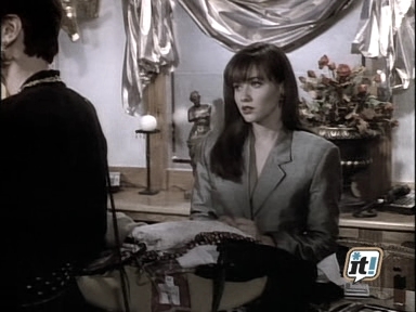 charmed-online_dot_nl-BeverlyHills90210-2x19-1687.jpg