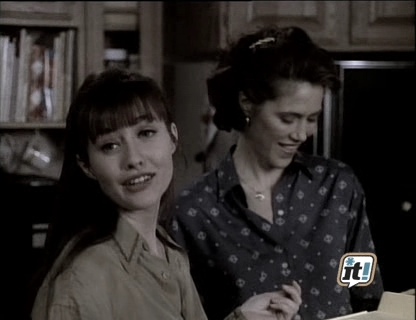 charmed-online_dot_nl-BeverlyHills90210-2x20-1285.jpg