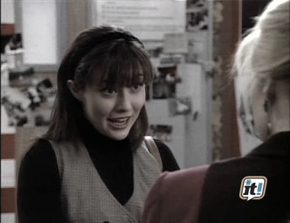 charmed-online_dot_nl-BeverlyHills90210-2x21-1883.jpg