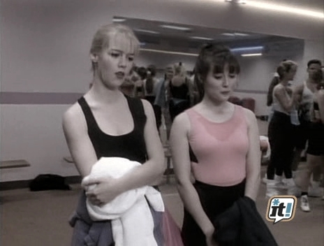 charmed-online_dot_nl-BeverlyHills90210-2x22-0373.jpg
