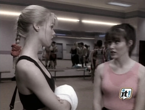 charmed-online_dot_nl-BeverlyHills90210-2x22-0399.jpg