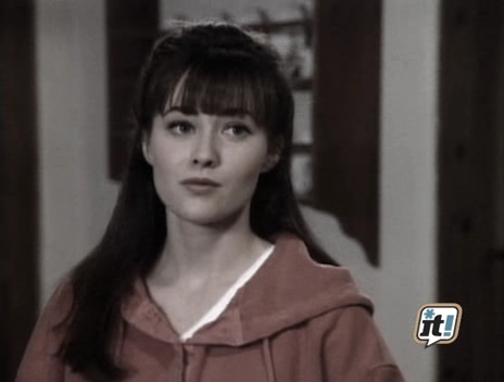 charmed-online_dot_nl-BeverlyHills90210-2x22-1212.jpg