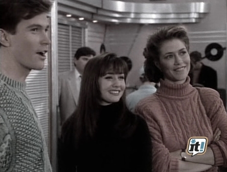 charmed-online_dot_nl-BeverlyHills90210-2x22-1715.jpg