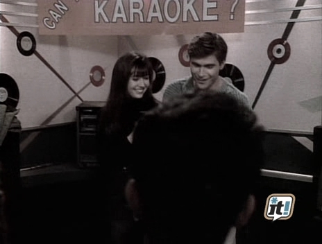 charmed-online_dot_nl-BeverlyHills90210-2x22-1737.jpg