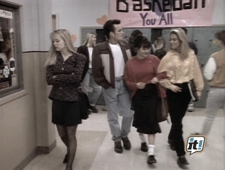 charmed-online_dot_nl-BeverlyHills90210-2x23-0155.jpg