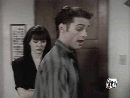 charmed-online_dot_nl-BeverlyHills90210-2x24-0803.jpg