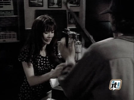charmed-online_dot_nl-BeverlyHills90210-2x25-0436.jpg