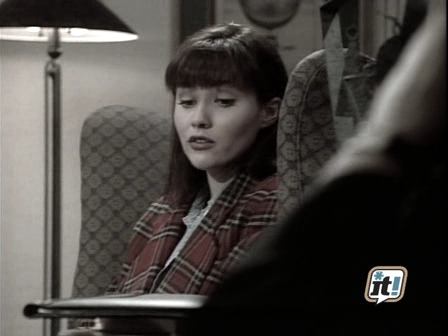 charmed-online_dot_nl-BeverlyHills90210-2x25-1716.jpg