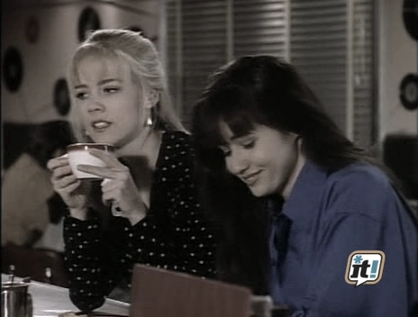 charmed-online_dot_nl-BeverlyHills90210-2x26-0126.jpg