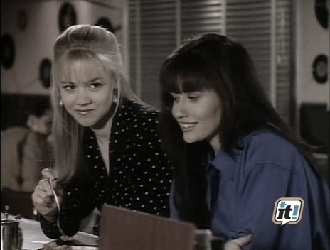 charmed-online_dot_nl-BeverlyHills90210-2x26-0151.jpg
