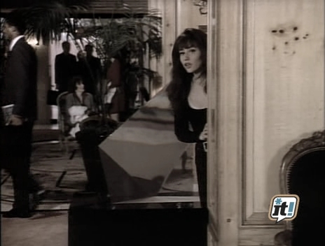 charmed-online_dot_nl-BeverlyHills90210-2x26-0827.jpg