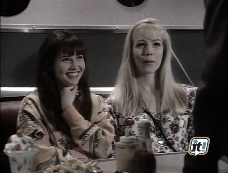 charmed-online_dot_nl-BeverlyHills90210-2x26-2458.jpg