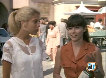 Charmed-Online-dot_nl-BeverlyHills90210-3x03-0907.jpg