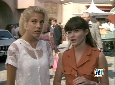 Charmed-Online-dot_nl-BeverlyHills90210-3x03-0909.jpg