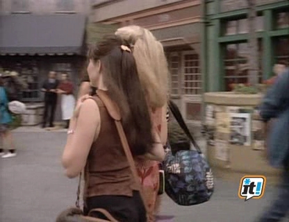 Charmed-Online-dot_nl-BeverlyHills90210-3x04-0214.jpg