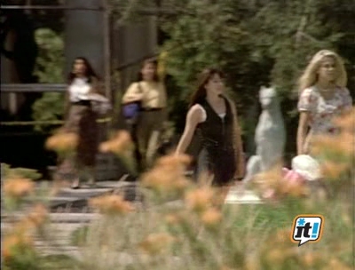 Charmed-Online-dot_nl-BeverlyHills90210-3x05-2641.jpg Charmed-Online-dot_nl-BeverlyHills90210-3x05-2641.jpg