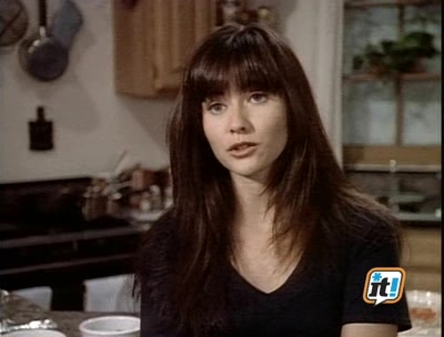 Charmed-Online-dot_nl-BeverlyHills90210-3x06-0438.jpg