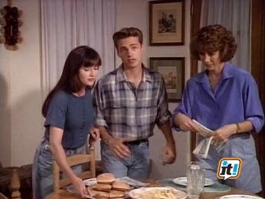 Charmed-Online-dot-NL-BeverlyHills90210-3x07-0765.jpg