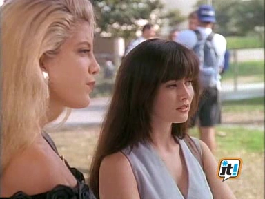 Charmed-Online-dot-NL-BeverlyHills90210-3x07-1685.jpg