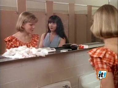 Charmed-Online-dot-NL-BeverlyHills90210-3x07-2041.jpg