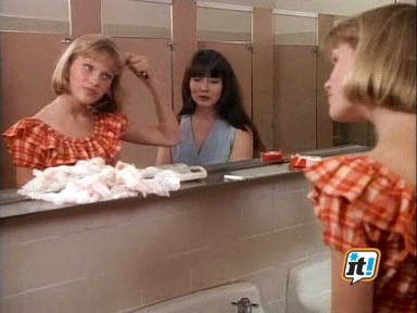 Charmed-Online-dot-NL-BeverlyHills90210-3x07-2050.jpg