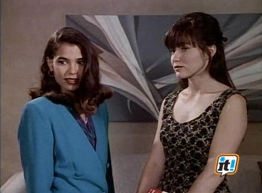 Charmed-Online-dot-NL-BeverlyHills90210-3x08-0142.jpg