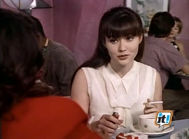 Charmed-Online-dot-NL-BeverlyHills90210-3x08-0416.jpg