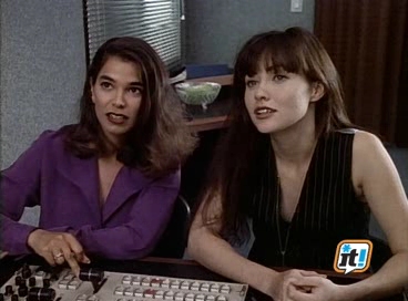 Charmed-Online-dot-NL-BeverlyHills90210-3x08-1007.jpg