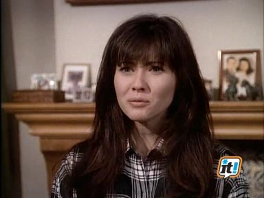 Charmed-Online-dot-NL-BeverlyHills90210-3x09-0434.jpg
