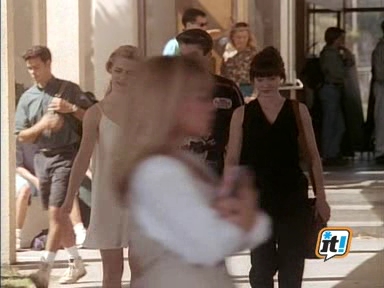 Charmed-Online-dot-NL-BeverlyHills90210-3x09-0557.jpg