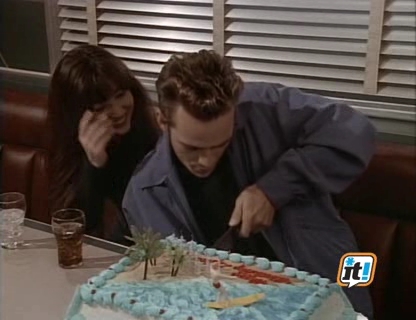 Charmed-Online-dot-NL-BeverlyHills90210-3x09-0118.jpg