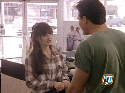 Charmed-Online-dot-NL-BeverlyHills90210-3x12-0156.jpg