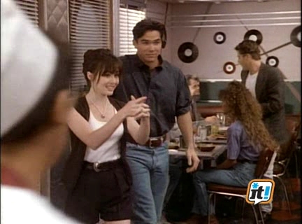 Charmed-Online-dot-NL-BeverlyHills90210-3x12-1528.jpg