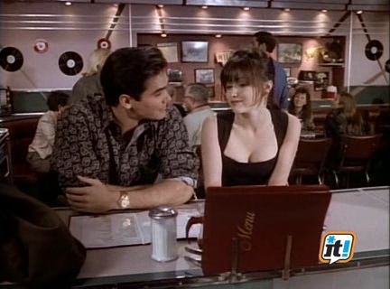 Charmed-Online-dot-NL-BeverlyHills90210-3x13-0722.jpg