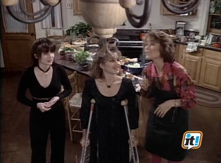 Charmed-Online-dot-NL-BeverlyHills90210-3x15-1718.jpg