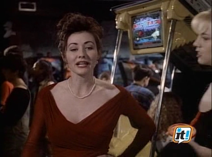 Charmed-Online-dot-NL-BeverlyHills90210-3x16-1563.jpg