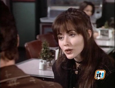 Charmed-Online-dot-NL-BeverlyHills90210-3x17-1068.jpg