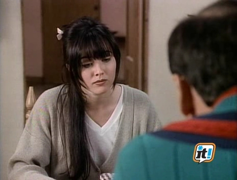 Charmed-Online-dot-NL-BeverlyHills90210-3x20-0604.jpg