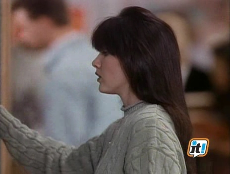 Charmed-Online-dot-NL-BeverlyHills90210-3x20-2100.jpg