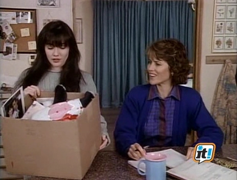 Charmed-Online-dot-NL-BeverlyHills90210-3x20-2174.jpg