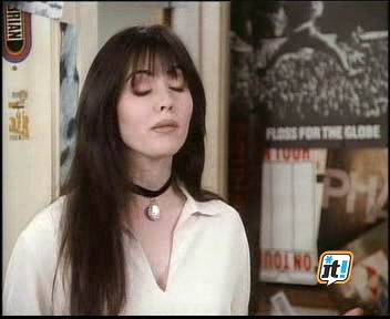 Charmed-Online-dot-NL-BeverlyHills90210-3x21-2993.jpg