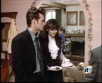 Charmed-Online-dot-NL-BeverlyHills90210-3x22-1458.jpg