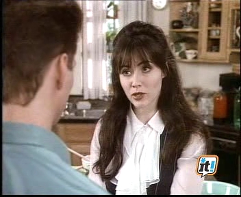 Charmed-Online-dot-NL-BeverlyHills90210-3x22-1503.jpg