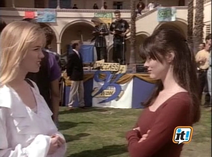 Charmed-Online-dot-NL-BeverlyHills90210-3x25-0567.jpg