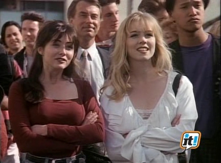 Charmed-Online-dot-NL-BeverlyHills90210-3x25-0595.jpg