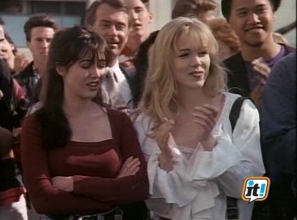 Charmed-Online-dot-NL-BeverlyHills90210-3x25-0599.jpg