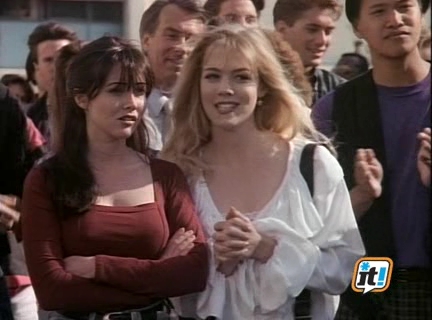 Charmed-Online-dot-NL-BeverlyHills90210-3x25-0604.jpg
