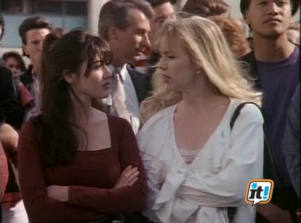 Charmed-Online-dot-NL-BeverlyHills90210-3x25-0612.jpg